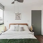 Boho Chic & Cozy Apartment With Fast Wifi 100 Mbps